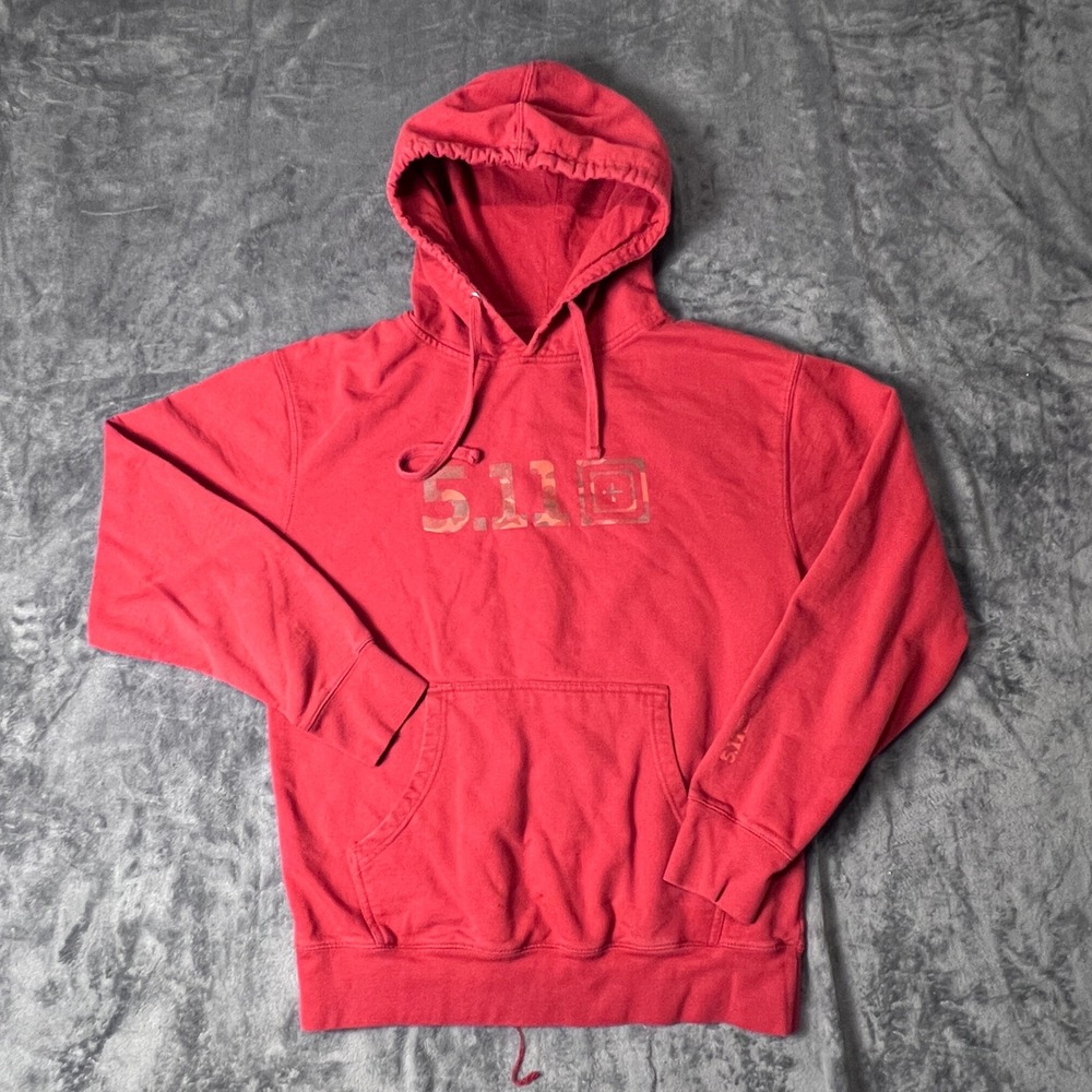 5.11 Tactical Mens Red Camo Logo Pullover Hoodie Sweatshirt Medium 76174-125